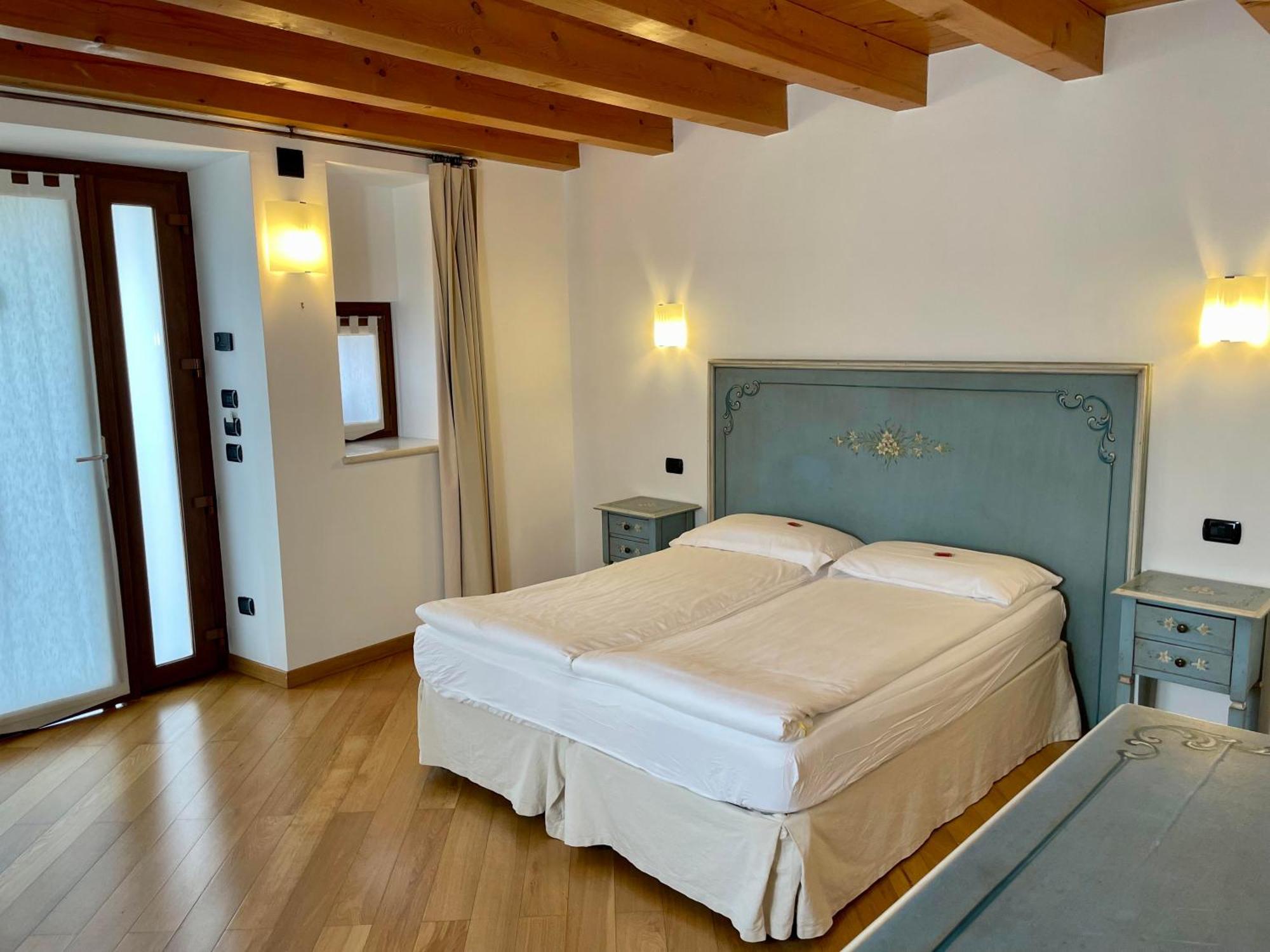 Relais Fontana Rosa B&B Wellness Caprino Veronese Exterior foto